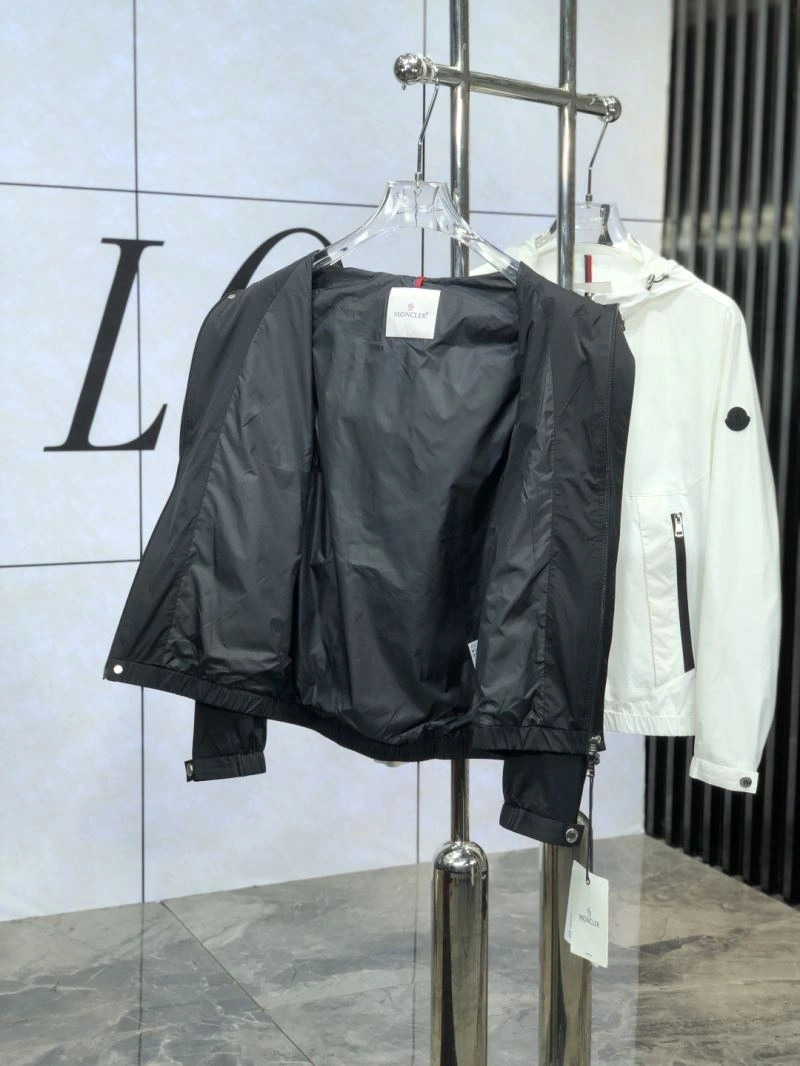AllSeason Moncler Outwear 141852