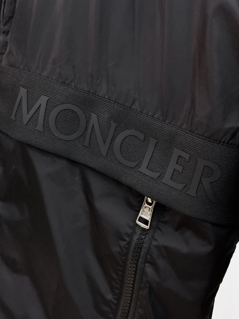 Moncler Outwear GoodFit 141849