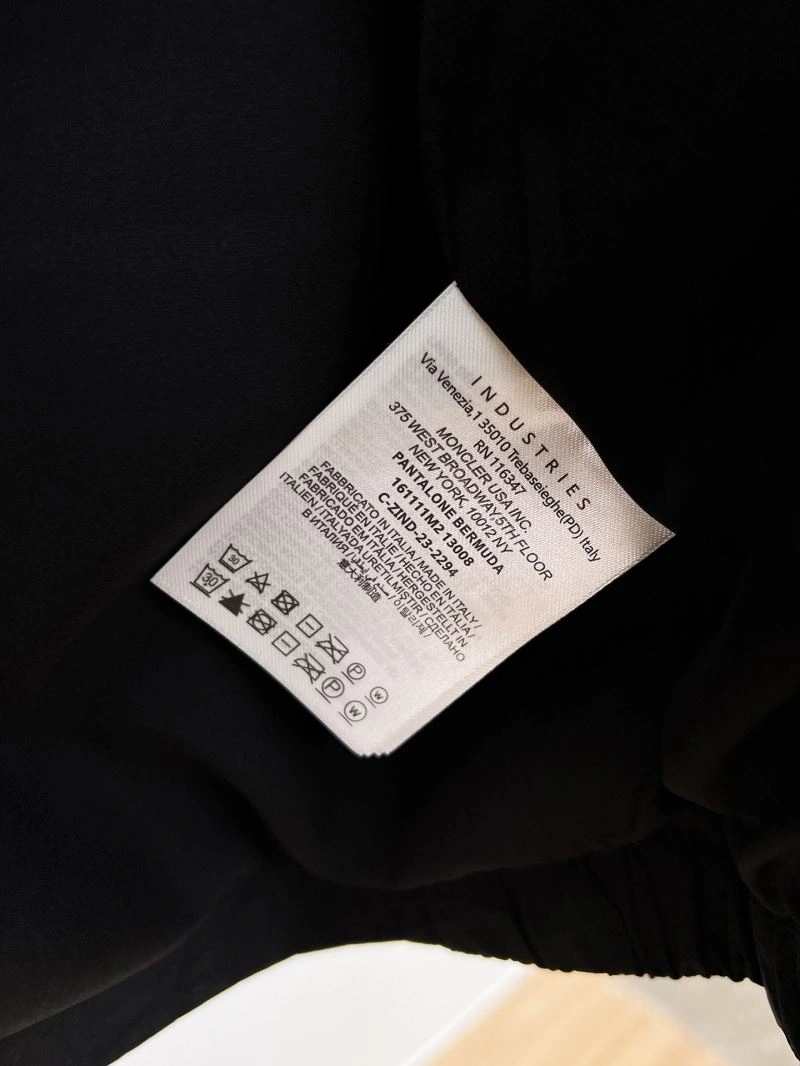 Moncler Outwear AllSeason 141837