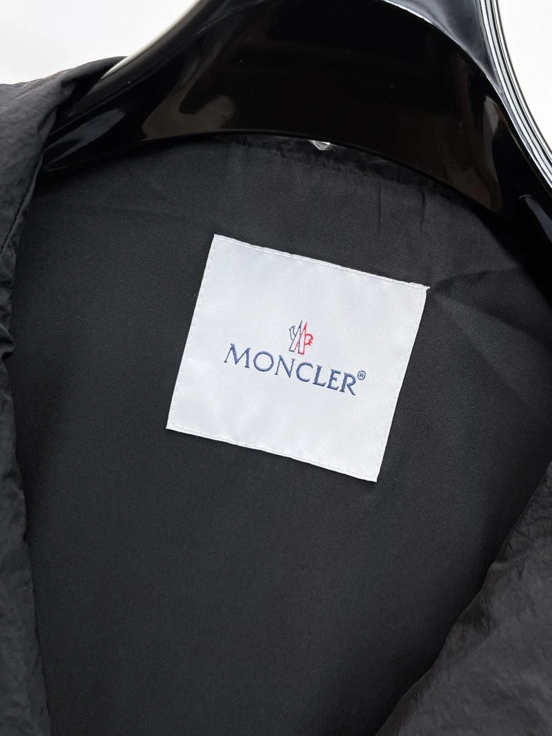 Moncler Outwear AllSeason 141837