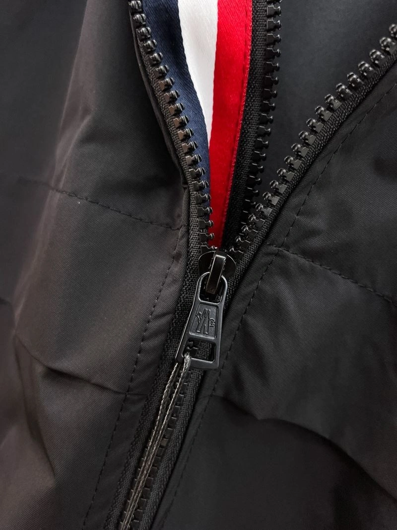 ZipUp Moncler Outwear 141825