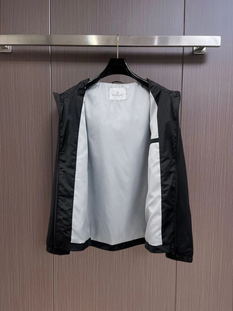 Moncler Outwear HighQuality 141829