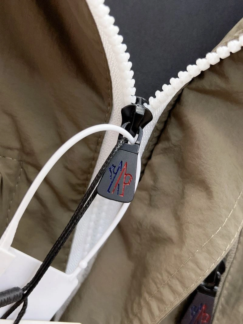 FreshLook Moncler Outwear 141833