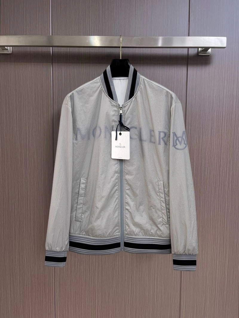 Upgraded Moncler Outwear 141824