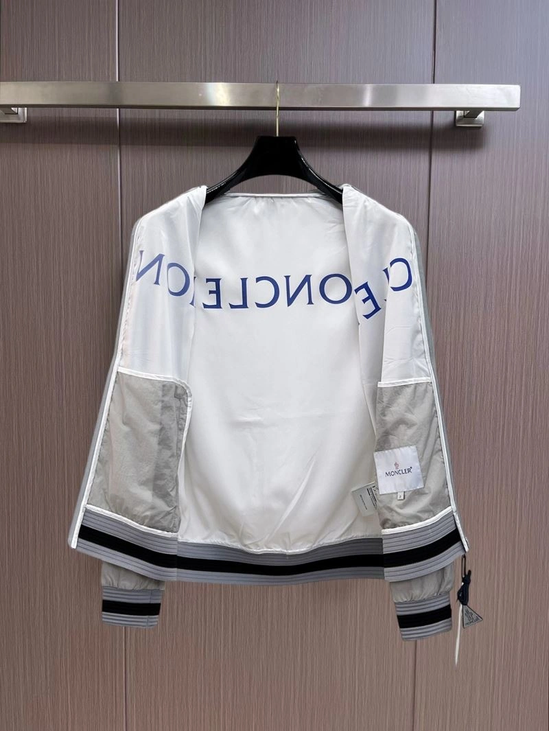 Upgraded Moncler Outwear 141824