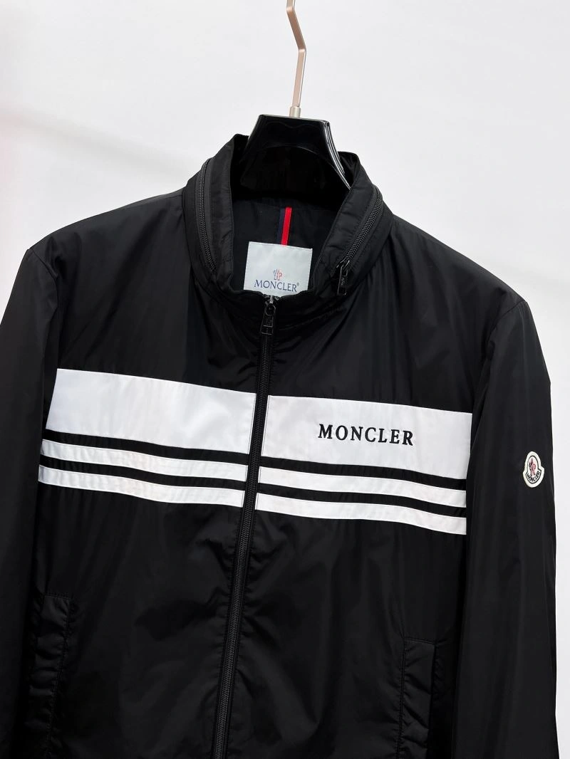 Moncler Outwear Thermal 141823