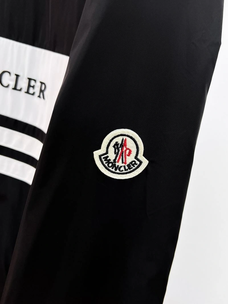 Moncler Outwear Thermal 141823