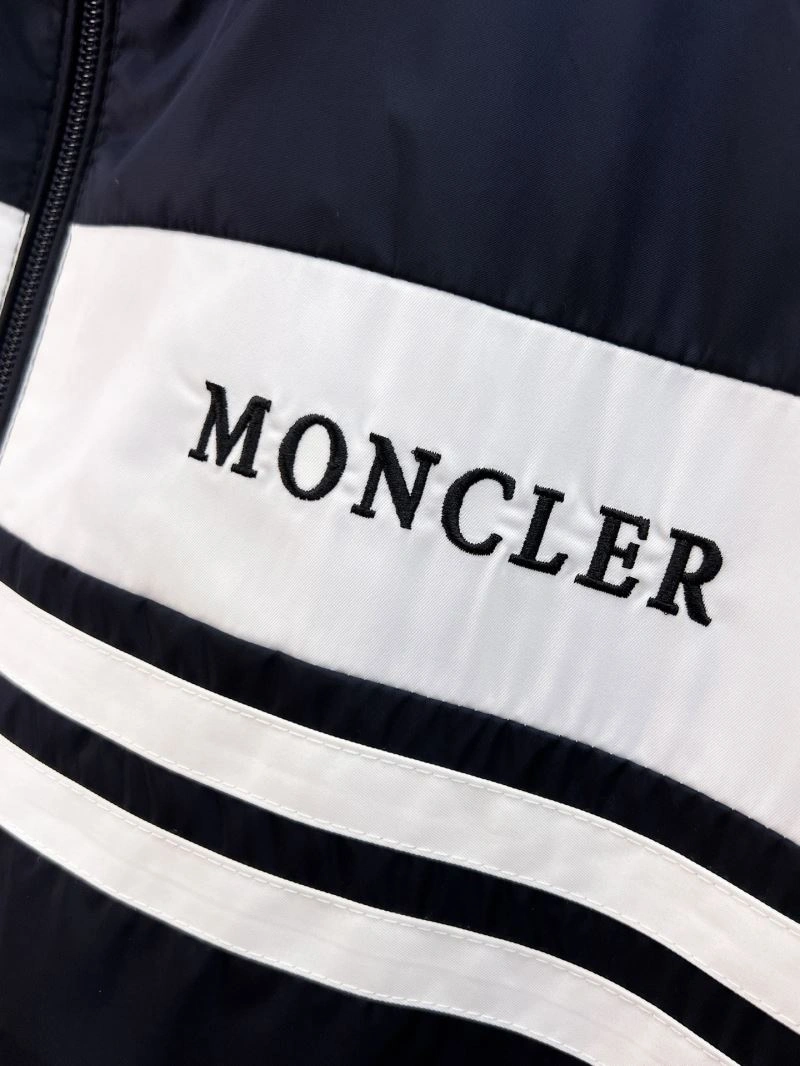 Moncler Outwear Sustainable 141840