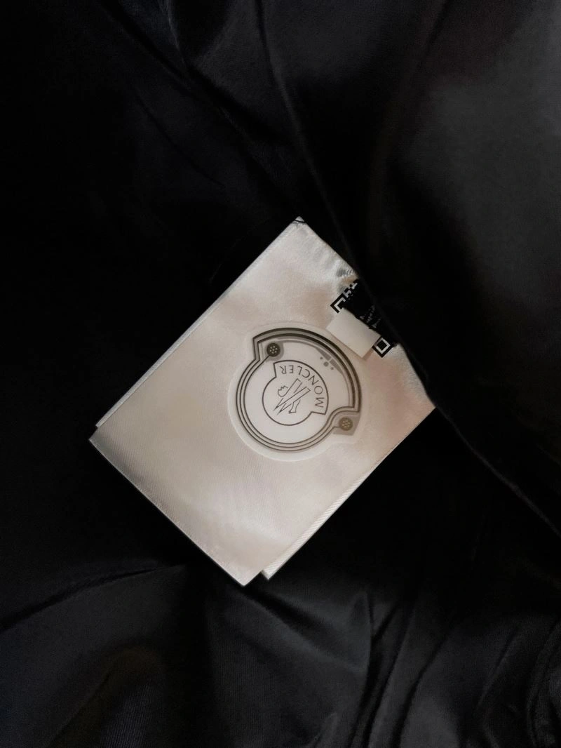 Moncler Outwear Reliable 141827