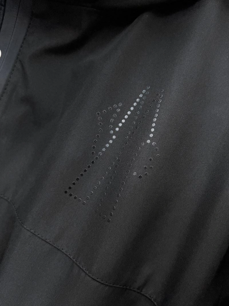 TechFriendly Moncler Outwear 141843