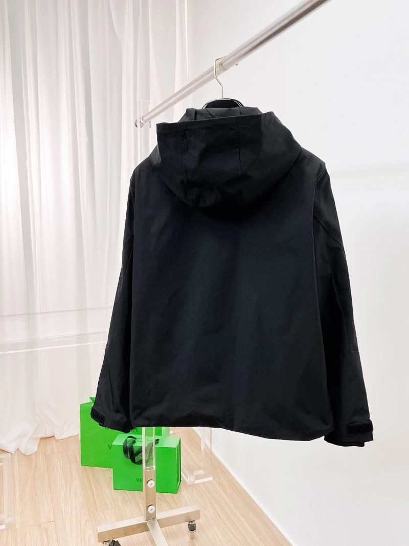 Moncler Outwear Sustainable 141836