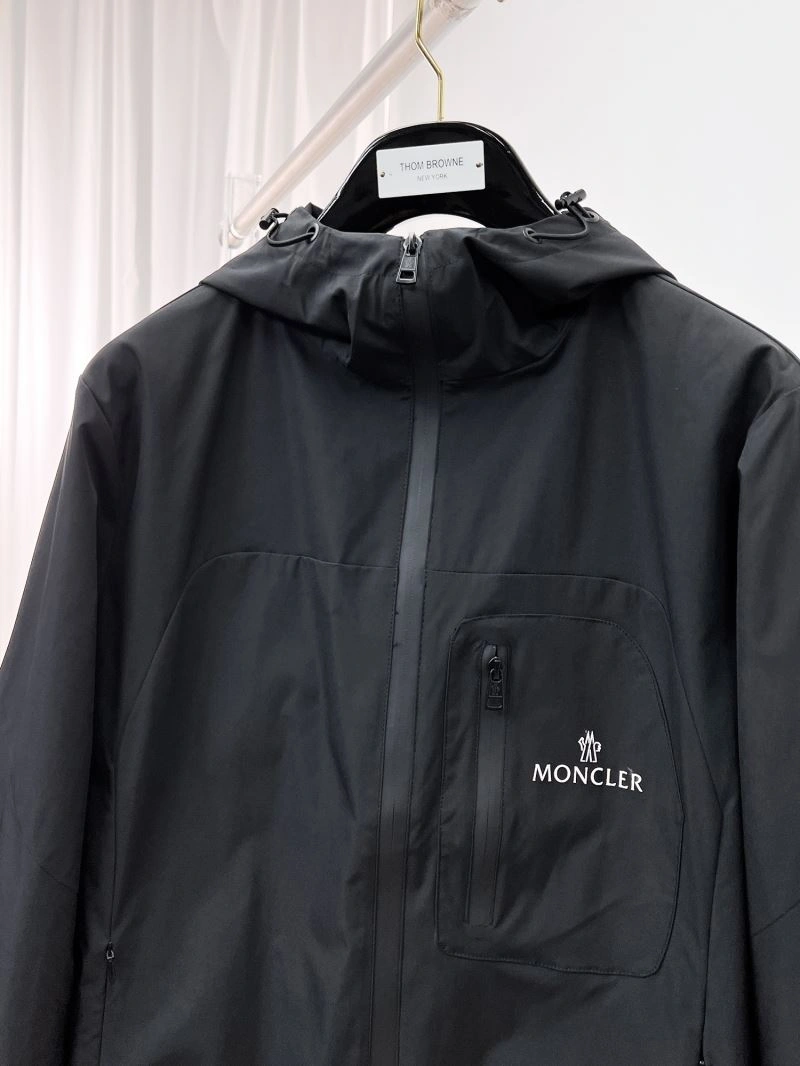 Moncler Outwear Sustainable 141836