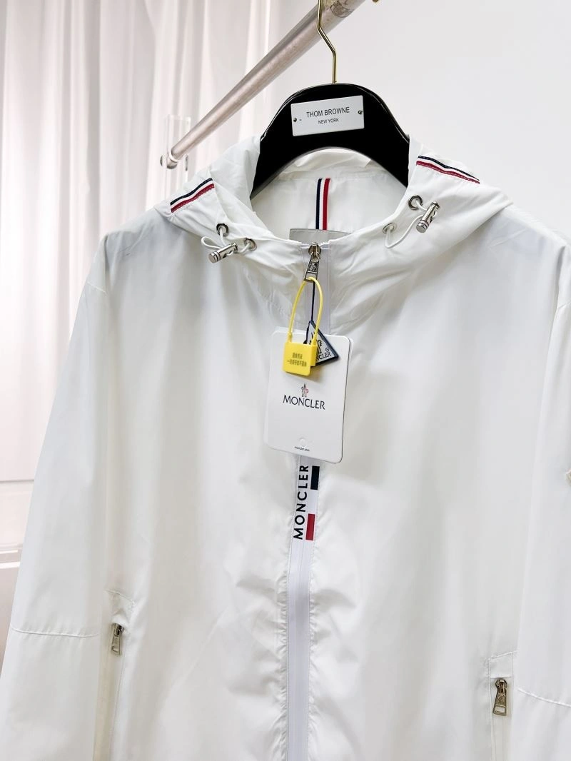Moncler Outwear FastDry 141830