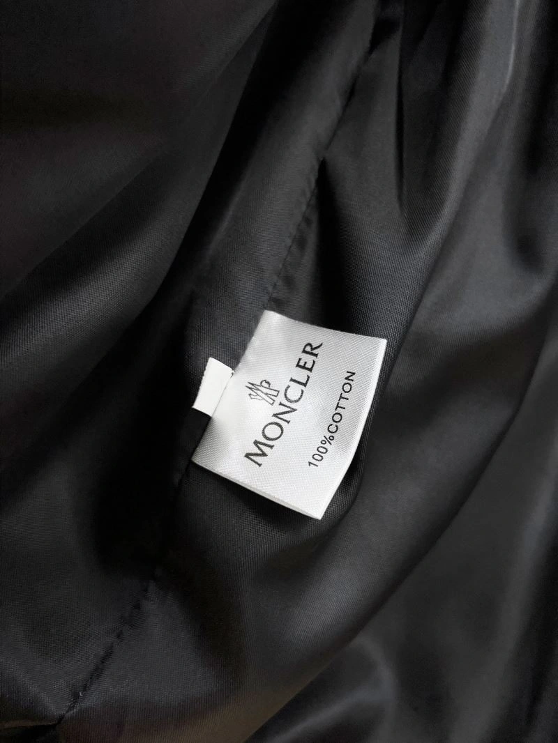 ZeroBulk Moncler Outwear 141834