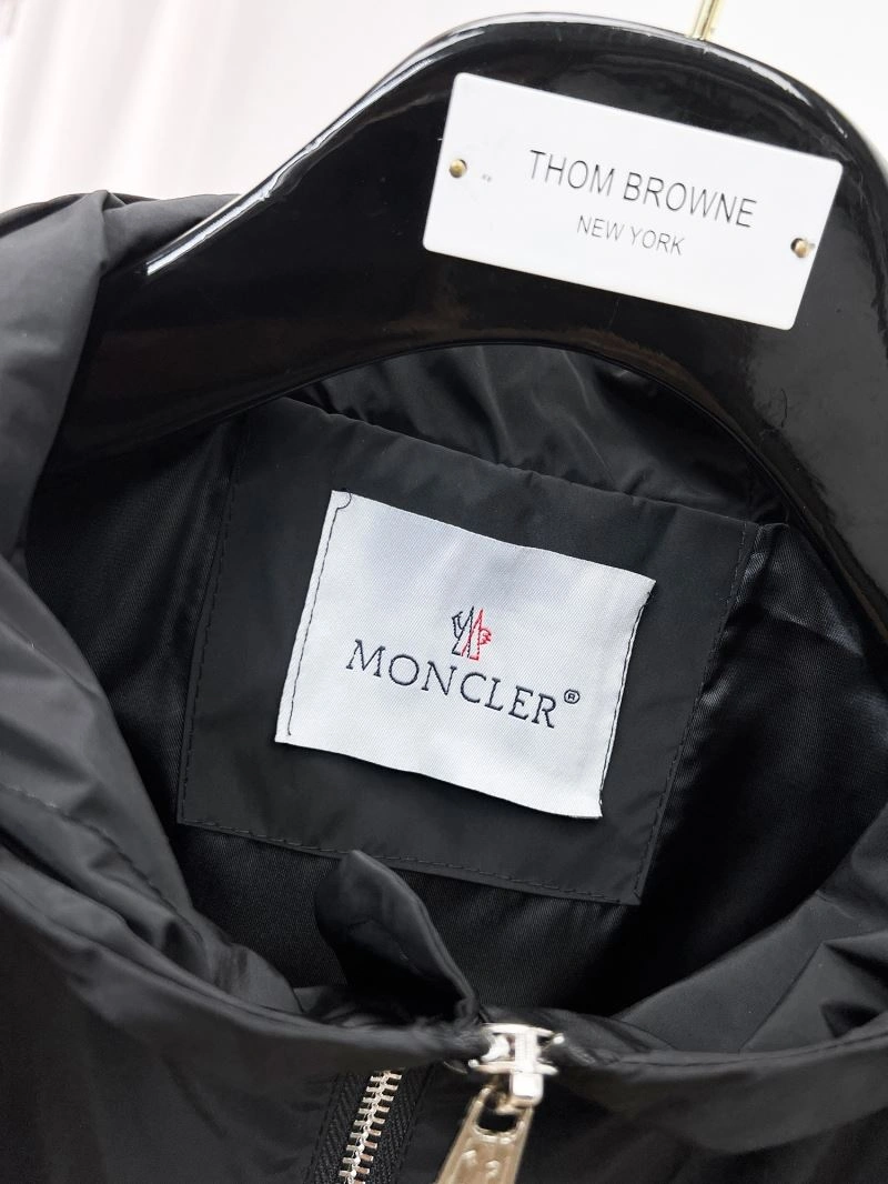ZeroBulk Moncler Outwear 141834