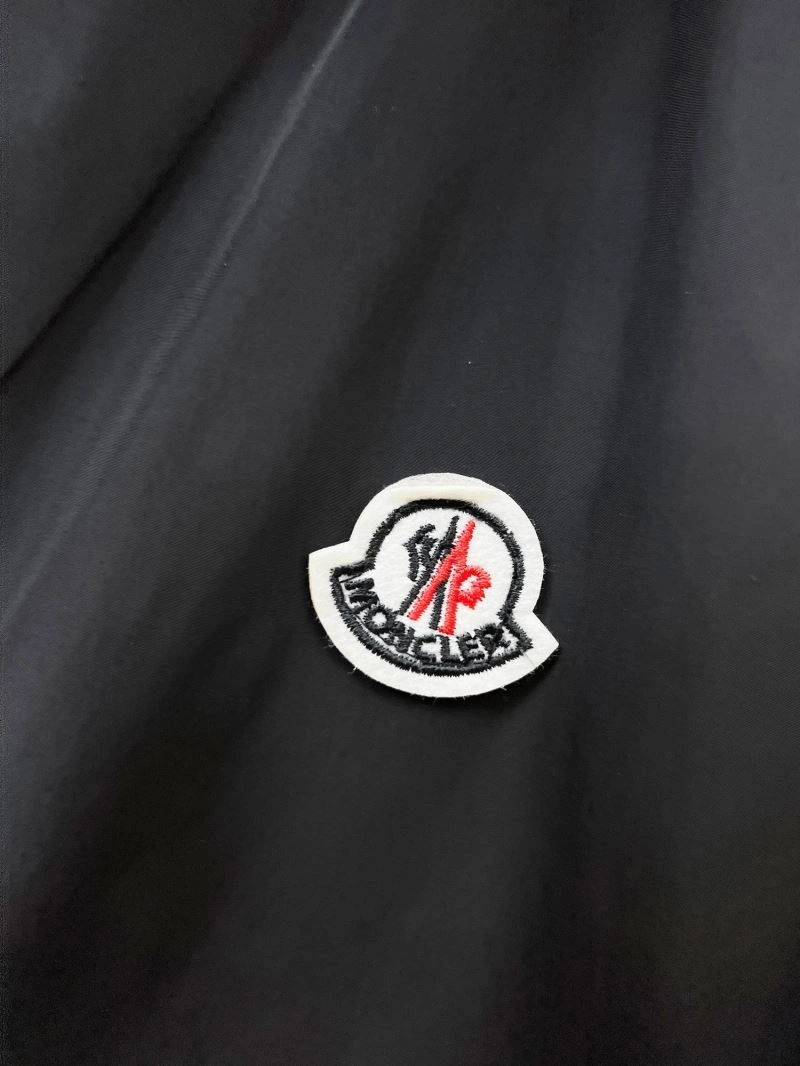 ZeroBulk Moncler Outwear 141834