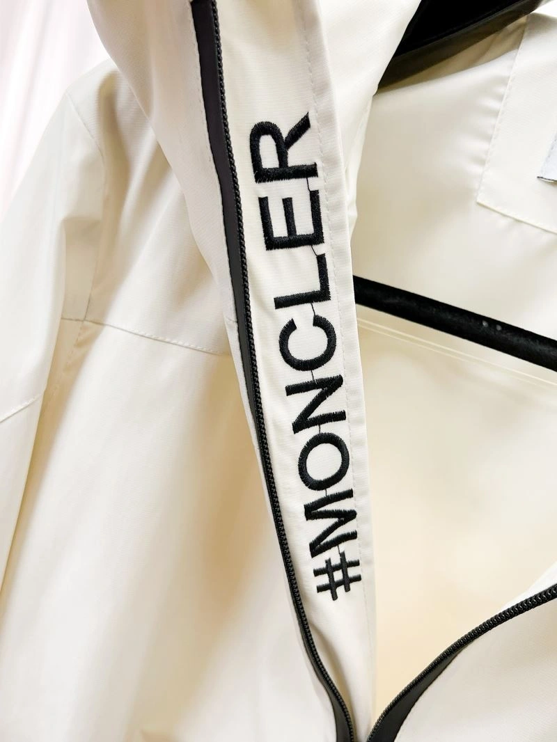 WrinkleFree Moncler Outwear 141841