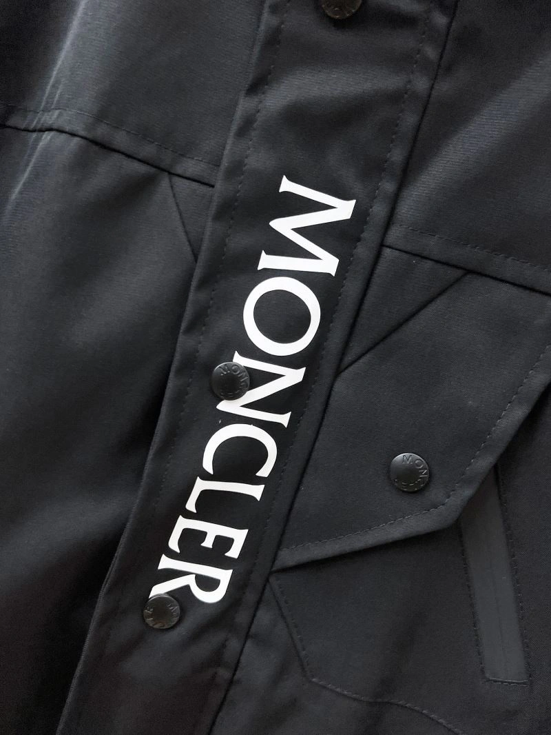 Durable Moncler Outwear 141846
