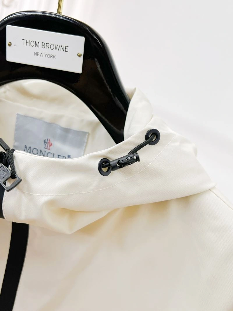 Moncler Outwear Sustainable 141845