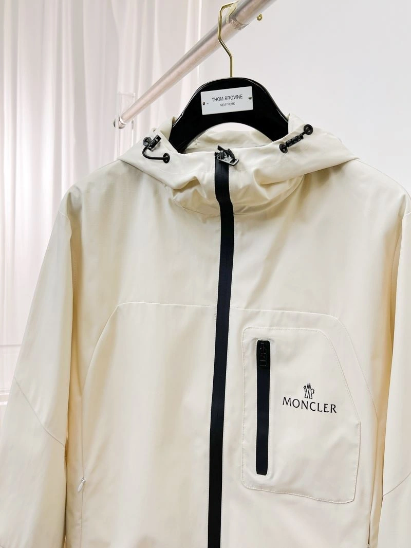 Moncler Outwear Sustainable 141845