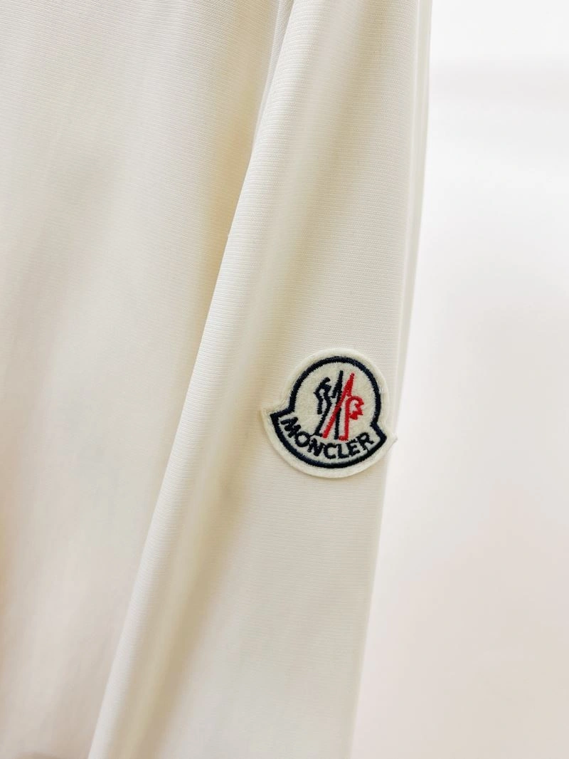 Moncler Outwear Packable 141838