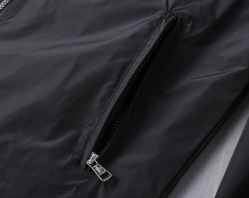 Moncler Outwear Breathable 141820