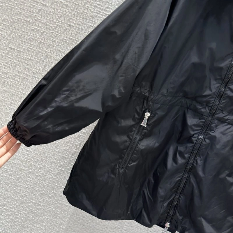 Snug Moncler Outwear 139678
