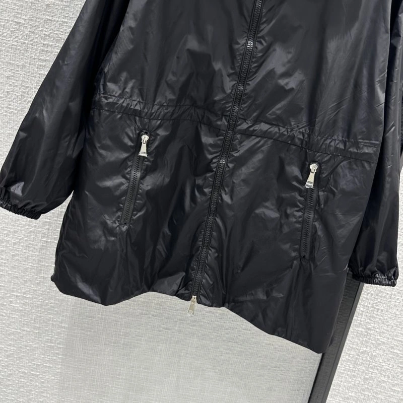 Snug Moncler Outwear 139678