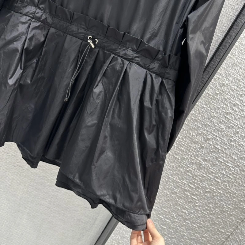 Snug Moncler Outwear 139678
