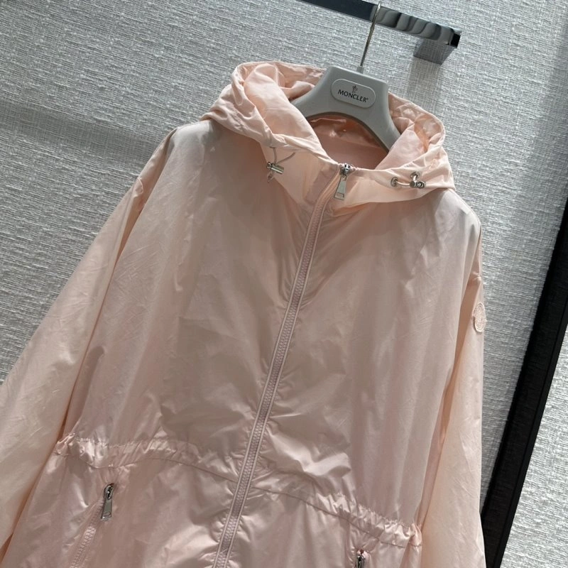 Moncler Outwear Durable 139685
