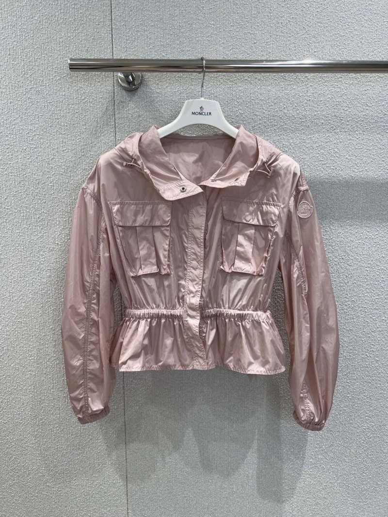 Unisex Moncler Outwear 139797