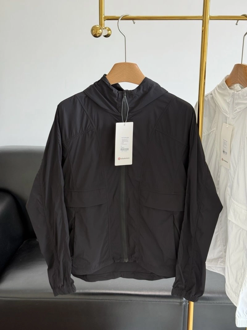 Moncler Outwear SunProtective 139635