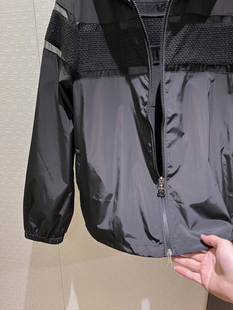 Moncler Outwear WeatherProof 139645