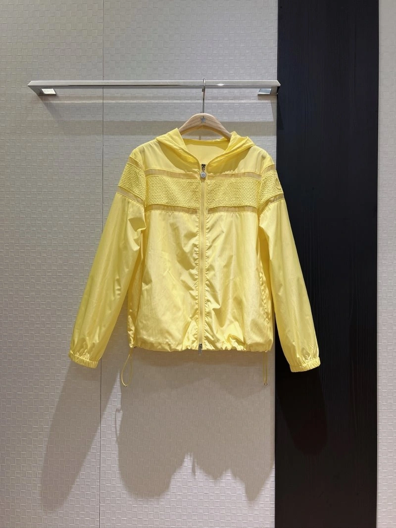 UrbanChic Moncler Outwear 139623