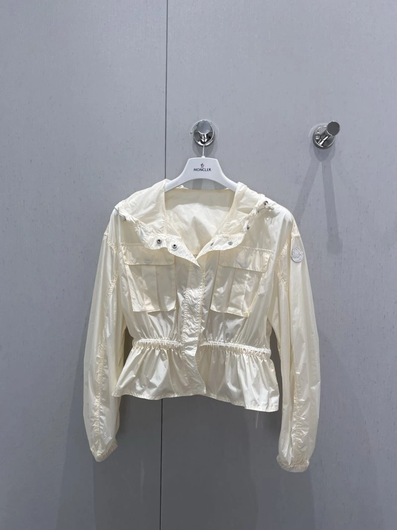 Contemporary Moncler Outwear 139619