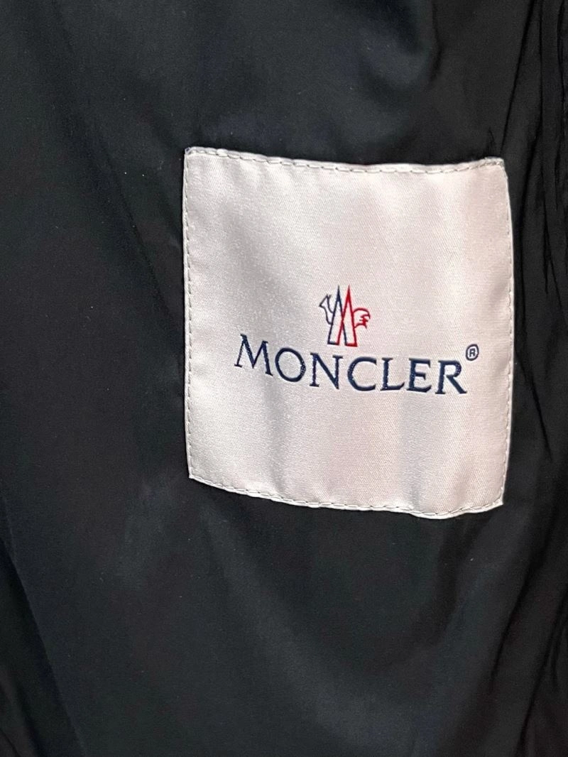 Moncler Outwear Minimalist 141590