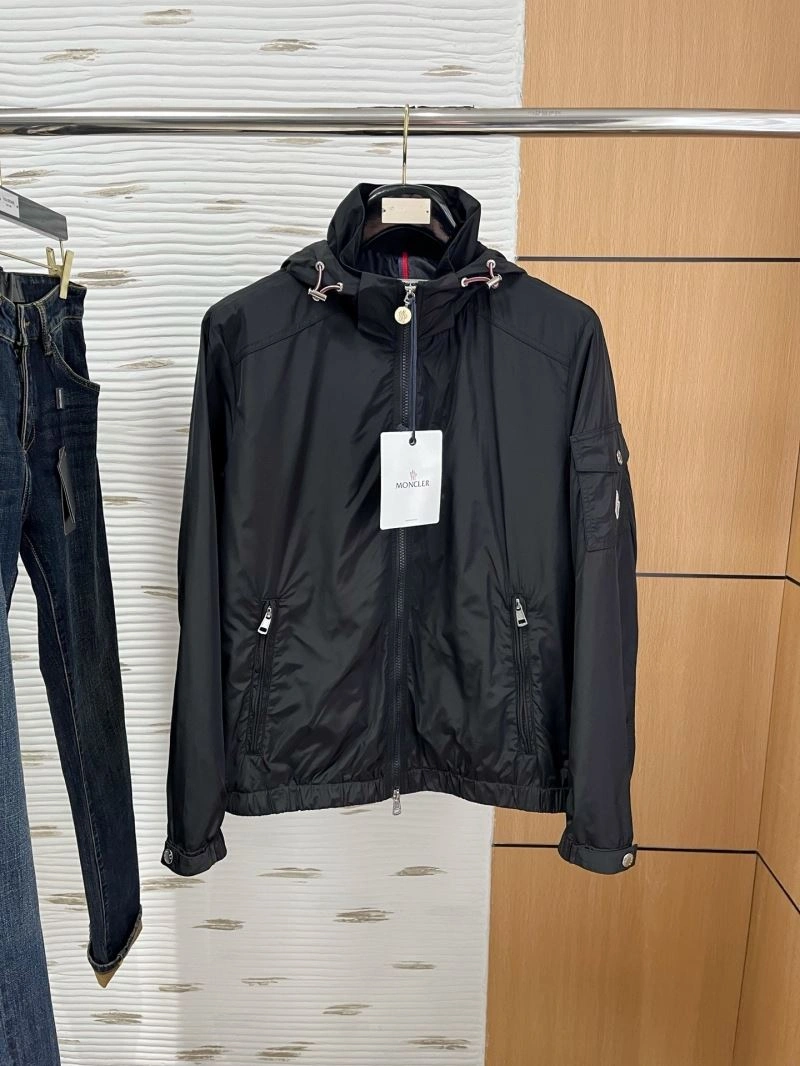 Moncler Outwear Thermal 141607