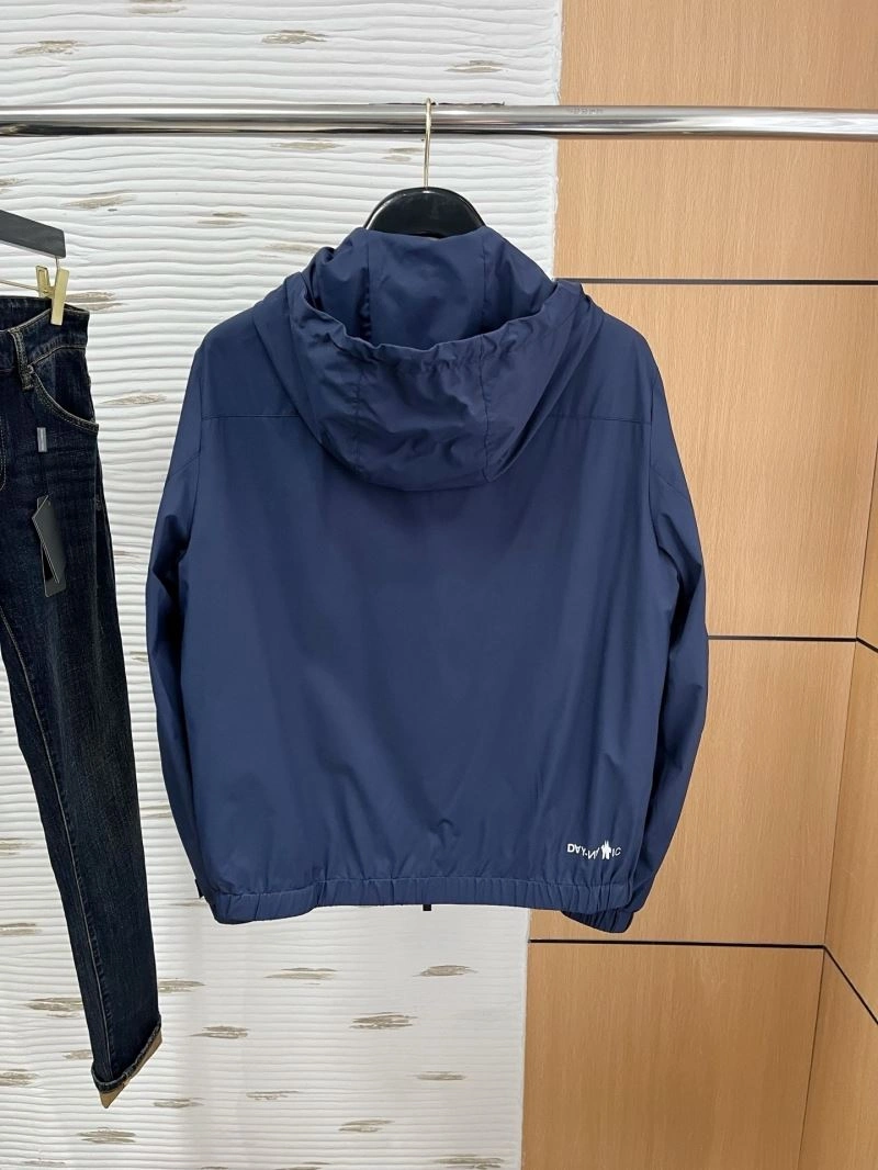 Seasonal Moncler Outwear 141587