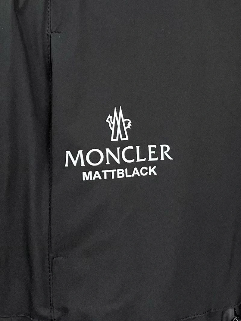 Moncler Outwear Modern 141582