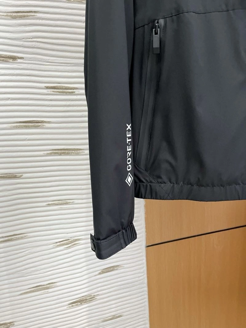 Moncler Outwear Modern 141582