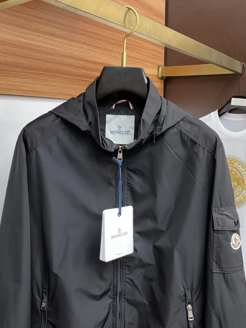 BestValue Moncler Outwear 141588