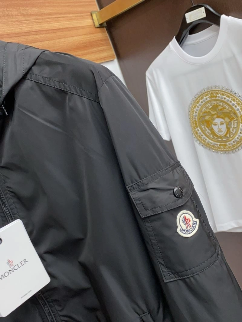 BestValue Moncler Outwear 141588