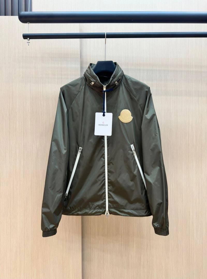 Moncler Outwear SoftTouch 141574
