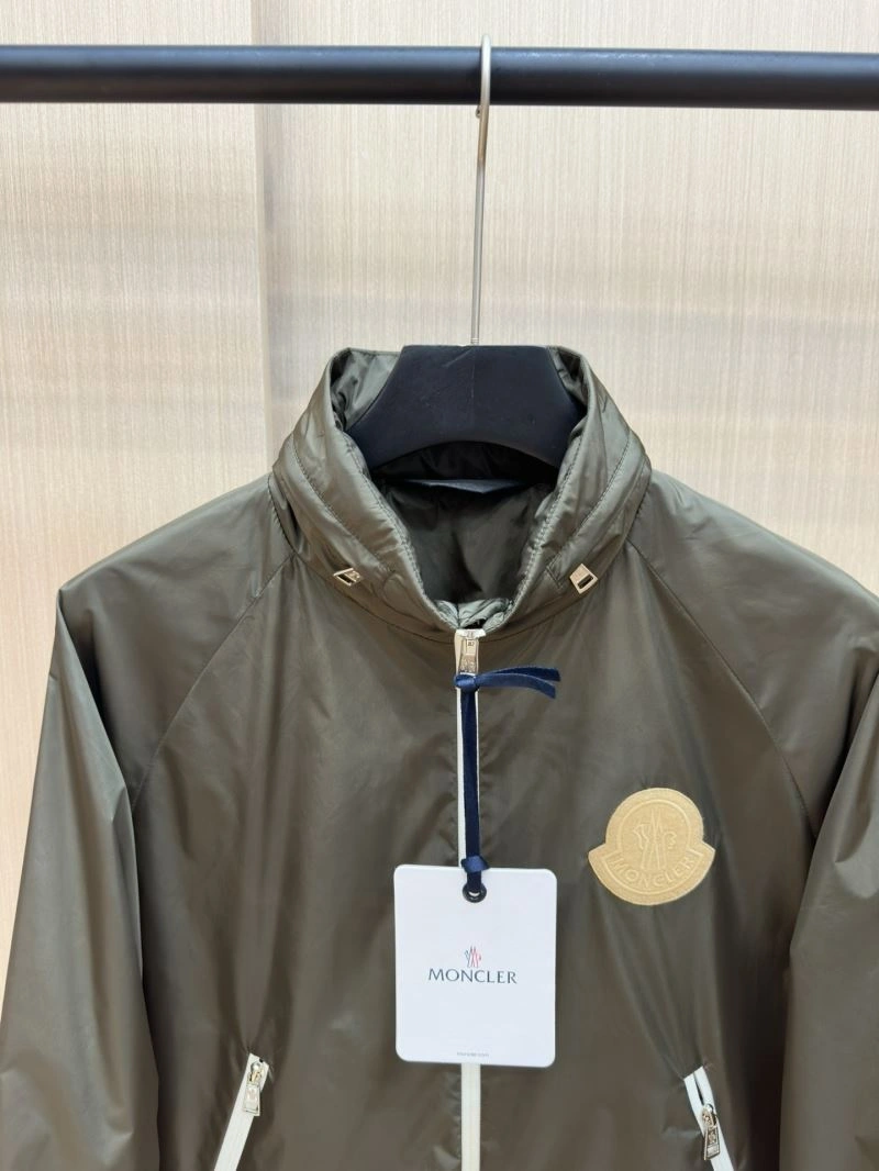 Moncler Outwear SoftTouch 141574