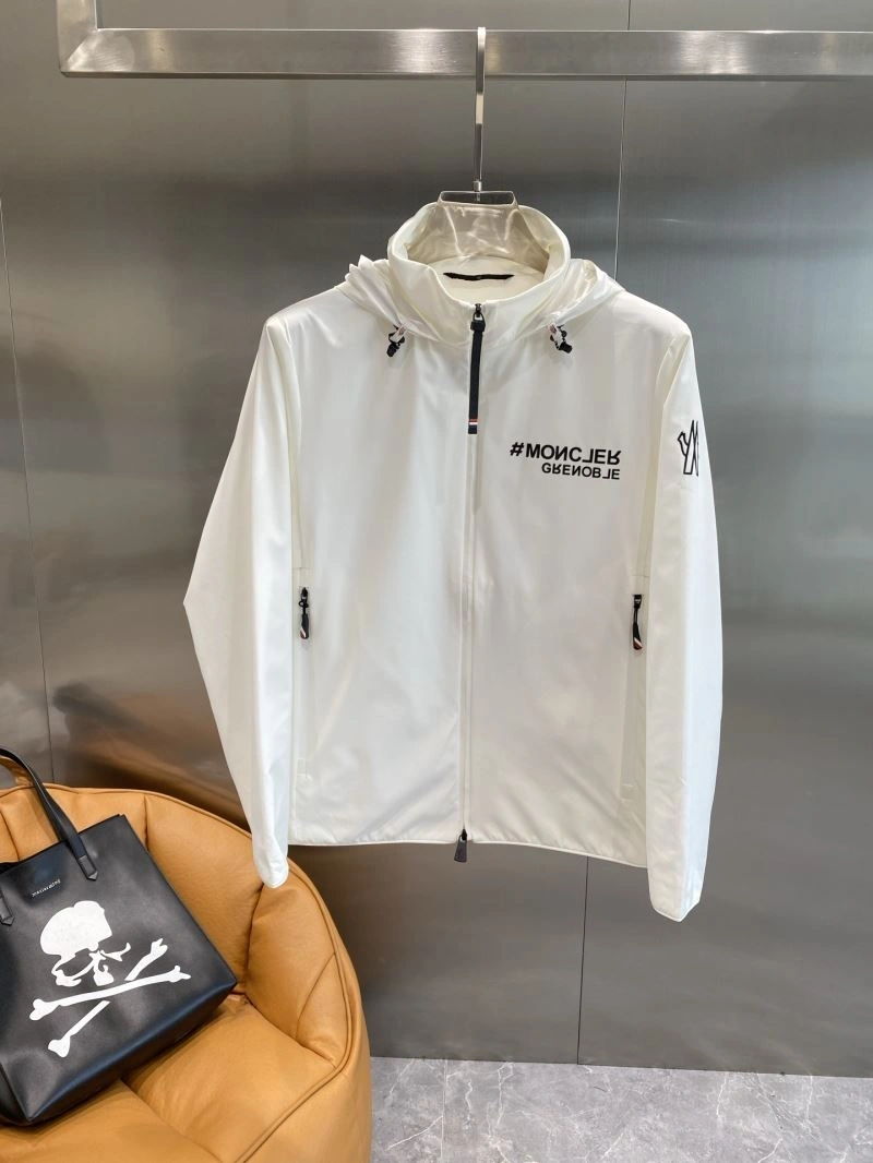 Moncler Outwear NewStyle 141569