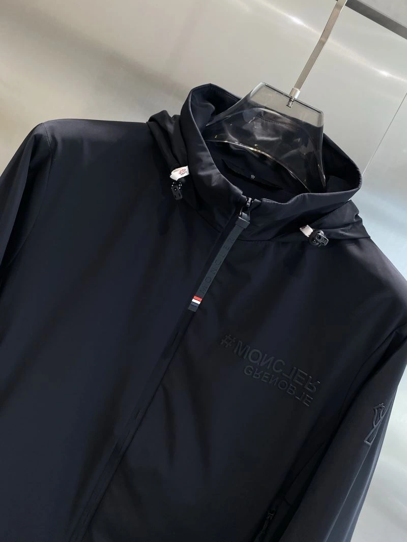 Moncler Outwear Timeless 141572