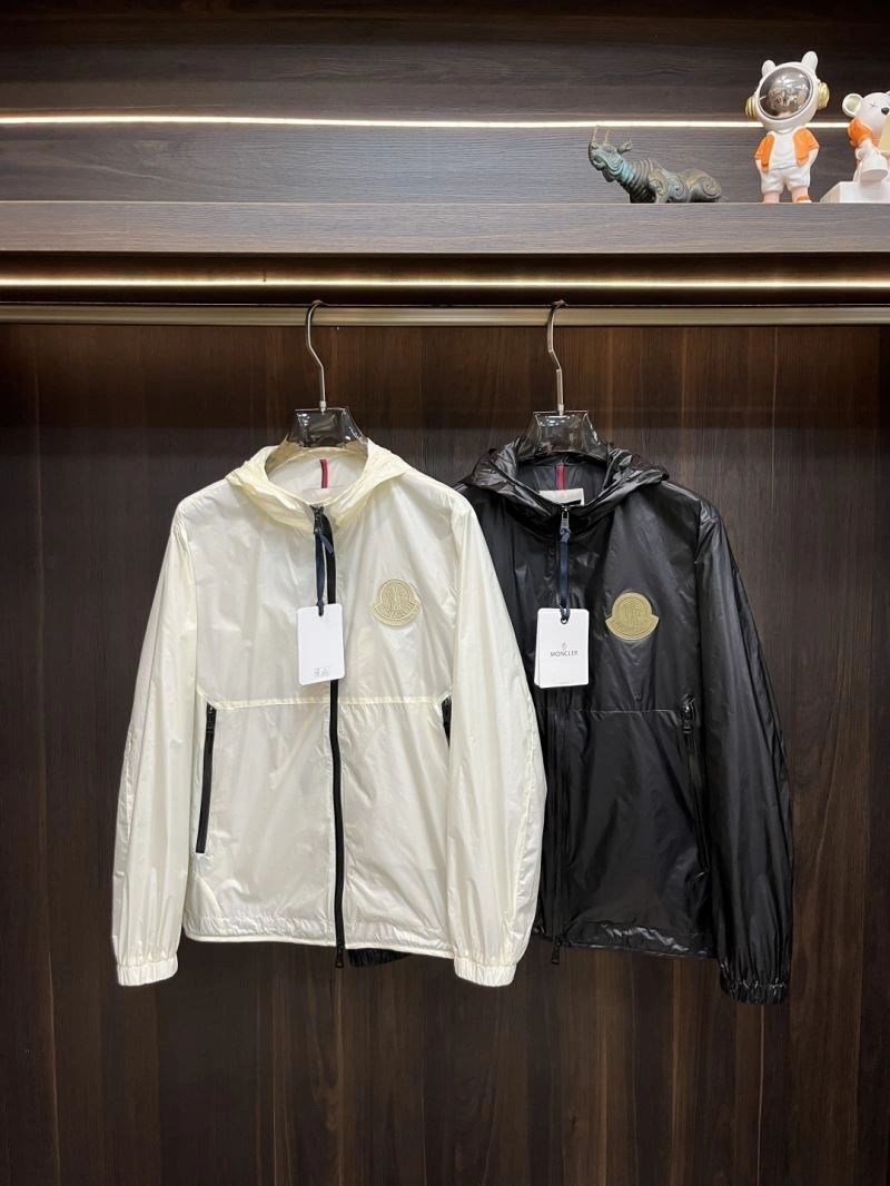 Moncler Outwear NewStyle 141573