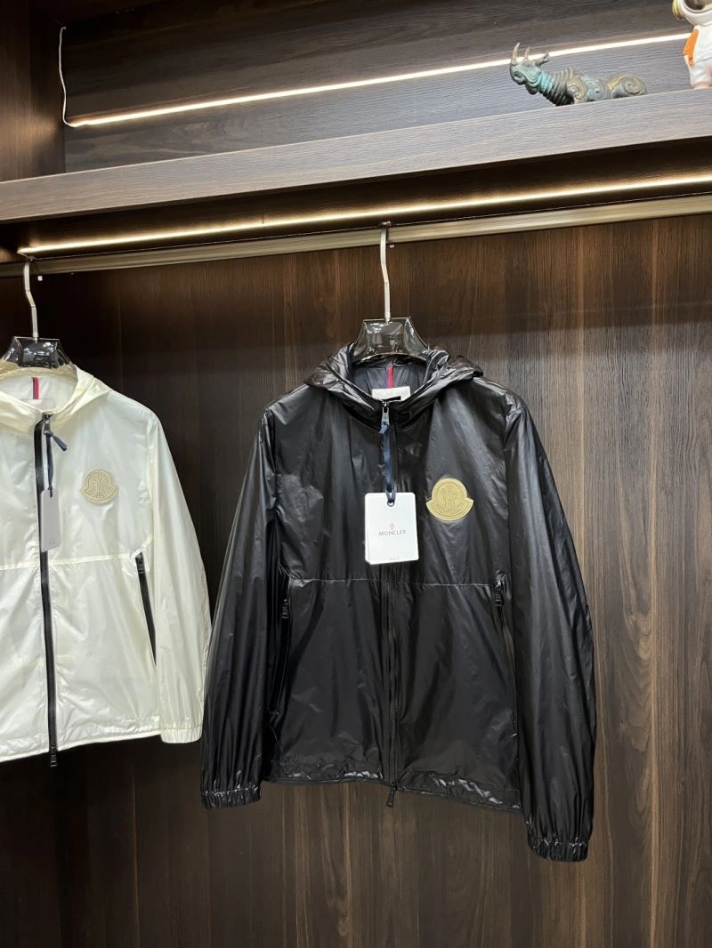 Moncler Outwear NewStyle 141573