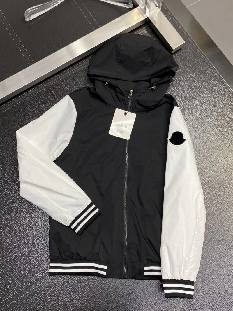 Moncler Outwear Packable 141575