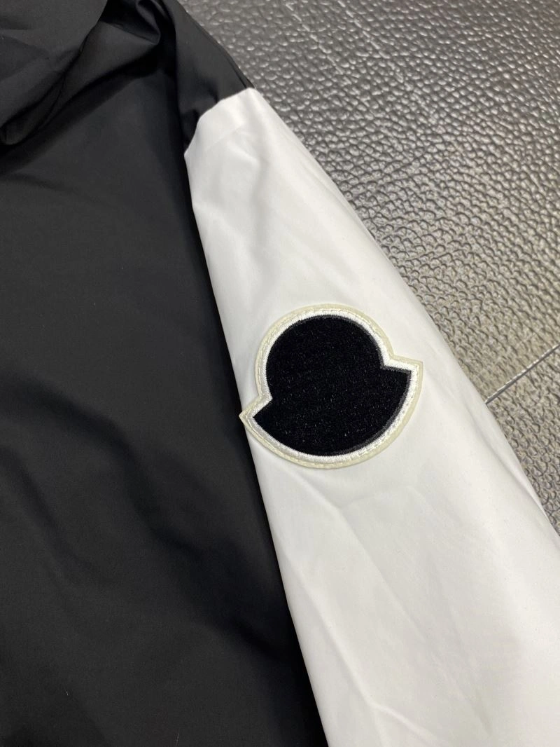 Moncler Outwear Packable 141575
